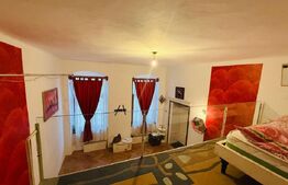  Garsonieră spațioasă, tip duplex, în centrul istoric al Brașovului 