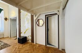  Garsonieră spațioasă, tip duplex, în centrul istoric al Brașovului 
