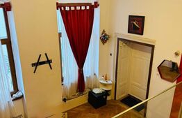  Garsonieră spațioasă, tip duplex, în centrul istoric al Brașovului 