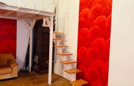  Garsonieră spațioasă, tip duplex, în centrul istoric al Brașovului 