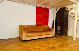  Garsonieră spațioasă, tip duplex, în centrul istoric al Brașovului 