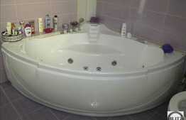 Casa care stie sa se faca remarcata! 300 mp utili, 421 mp de teren!