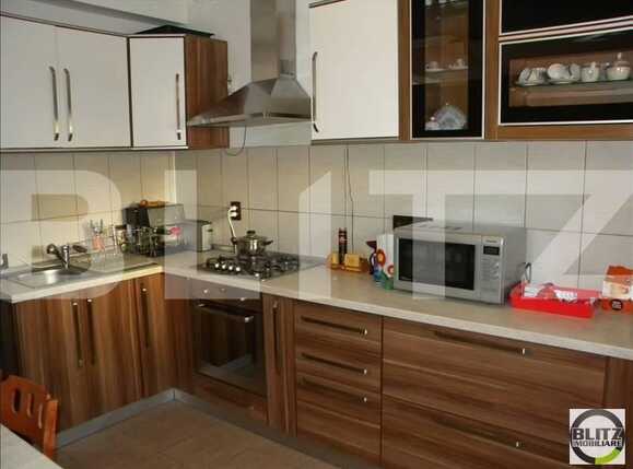 Casa de vânzare 7 camere Andrei Mureşanu - 18382CV | BLITZ Cluj-Napoca | Poza9