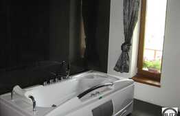 Vanzare casa, 480 mp cu teren 1000 mp, zona Feleacu!O casa unica,design deosebit