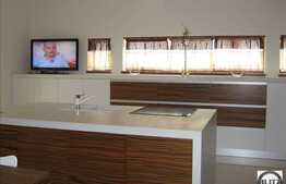 Vanzare casa, 480 mp cu teren 1000 mp, zona Feleacu!O casa unica,design deosebit