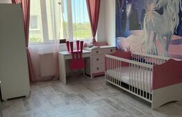 Apartament semidecomandat cu 3 camere, 63 mp utili, parcare, zona Terra