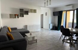 Apartament semidecomandat cu 3 camere, 63 mp utili, parcare, zona Terra