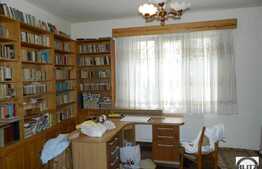 Casa de vanzare in zona Andrei Muresanu, 250mp utili cu 700 mp gradina