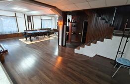 Casa de vacanta/locuit  7 camere, 420 mp utili, 1430 mp de teren, Marisel