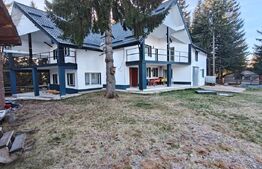 Casa de vacanta/locuit  7 camere, 420 mp utili, 1430 mp de teren, Marisel