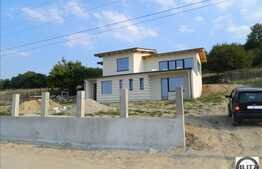 Casa pe Feleac cu panorama superba,140mp utili si 1000 mp gradina.