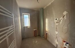 Apartament 2 camere, etaj 1 din 3, zona Porii