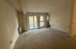 Apartament 2 camere, etaj 1 din 3, zona Porii