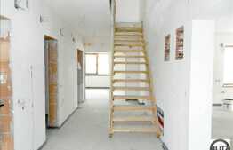 Casa pe malul lacului Tarnita! 300 mp utili si 750 mp teren, semifinisata