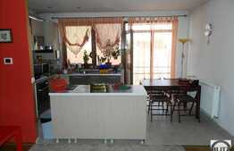 De vanzare casa S+P+2E+M, in zona centrala