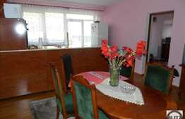 De vanzare casa S+P+2E+M, in zona centrala