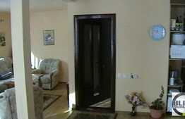 De vanzare cabana, 230 mp cu teren 700 mp, zona sat Rogojel