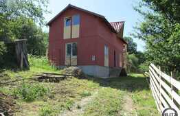 Casa de vanzare,103 mp utili, suprafata teren 1250 mp la pret convenabil