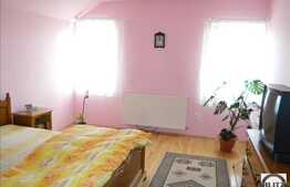 Casa de vanzare 234 mp utili, dispusa S+P+E+pod!