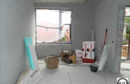 Casa in Andrei Muresanu, 220 mp plus 320 mp gradina. Semifinisat!