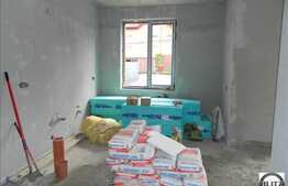 Casa in Andrei Muresanu, 220 mp plus 320 mp gradina. Semifinisat!