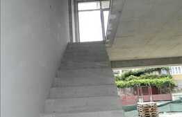 Casa in Andrei Muresanu, 220 mp plus 320 mp gradina. Semifinisat!