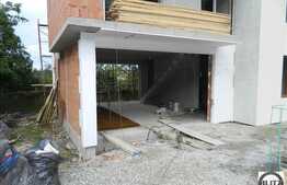 Casa in Andrei Muresanu, 220 mp plus 320 mp gradina. Semifinisat!