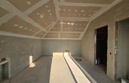 Unitatea C2 , Duplex semifinisat, zona Dambul Rotund, priveliste spre oras