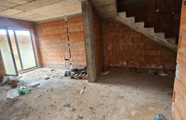 Dupex de vanzare, 120 mp utili, 150 mp de teren, zona Fagului
