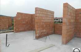 De vanzare, casa in Borhanci 150 mp si 380 mp gradina. La stadiul semifinisat!