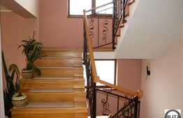 Casa individuala 5 camere, 1000 mp teren in Faget si terasa pe acoperis 100 mp!