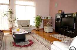 Casa individuala 5 camere, 1000 mp teren in Faget si terasa pe acoperis 100 mp!