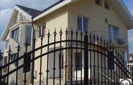 Casa individuala, 400 mp utili, 800 mp gradina. O oaza de relaxare!