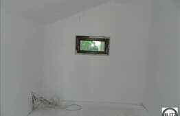 Casa unica, arhitectura moderna, deosebita intr-un decor pitoresc. Semifinisata!