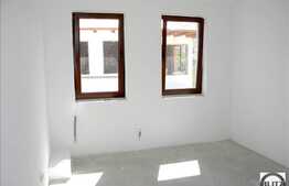 Casa de vanzare, 120 mp utili + teren 250 mp