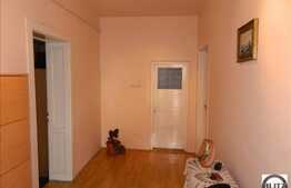 Casa de vanzare, 127 mp utili cu 500 mp teren, cu garaj in curte!