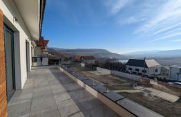 Casa luminoasa cu vedere panoramica 150, mp teren 770 mp, Chinteni