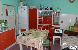 Casa renovabila de vanzare 98 mp utili si teren de 1800 mp! Zona Garii!