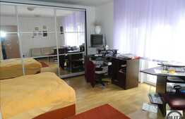 Casa de vanzare, 204 mp utili, teren de 800 mp, zona strazii Marton Aron