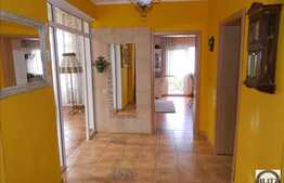 Casa de vanzare, 204 mp utili, teren de 800 mp, zona strazii Marton Aron