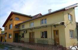 Casa individuala situata in zona linistita din Floresti.