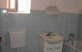 Vanzare 2 camere,  cu pod si doua balcoane, zona Muzeul Apei