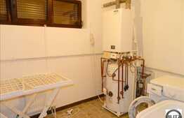 Casa situata in zona accesibila cu 3 camere, 160 mp cu teren 500 mp