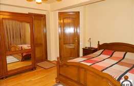 Casa situata in zona accesibila cu 3 camere, 160 mp cu teren 500 mp