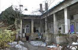 Casa cu 406 mp de teren, ideala pentru birouri, pensiune, clinica