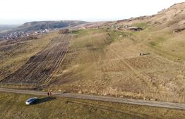 De vanzare teren Chinteni cu panorama