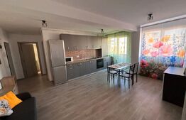 Apartament cu 3 camere, 55 mp, 2 bai, cu balcon si parcare, in zona Lidl