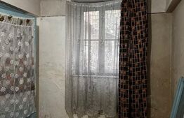 Apartament 1 cameră | Zonă centrală | Demisol înalt | Curte