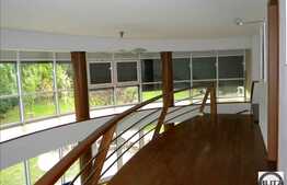 Primeste natura la tine acasa!! O casa contemporana cu 5 camere cu totul aparte!