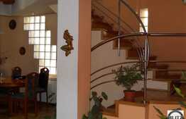 Casa individuala la pret OPORTUN in cartierul Dambul Rotund!